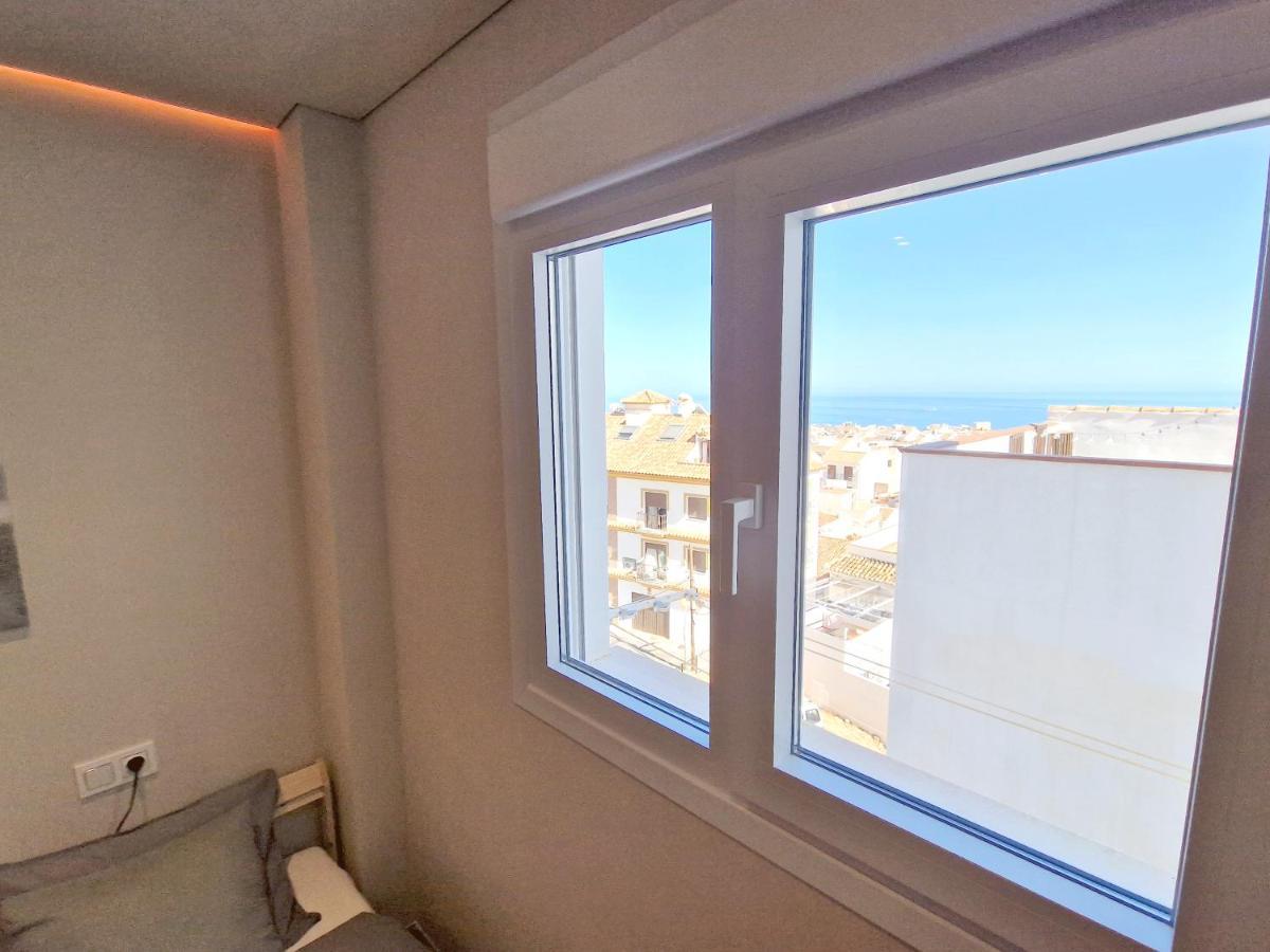 Emerald Apartment - Spacious Modern 2 Bedroom 베날마데나코스타 외부 사진
