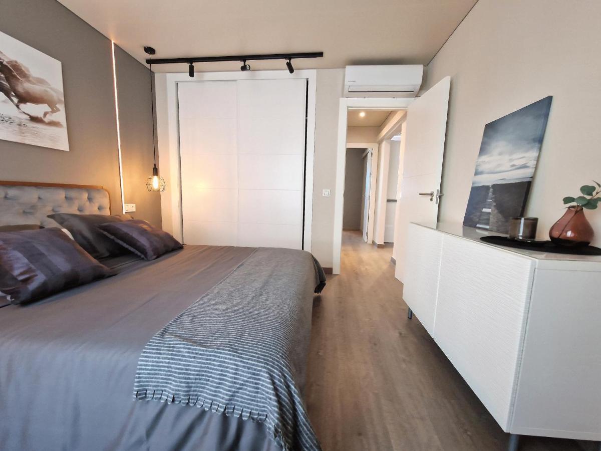 Emerald Apartment - Spacious Modern 2 Bedroom 베날마데나코스타 외부 사진