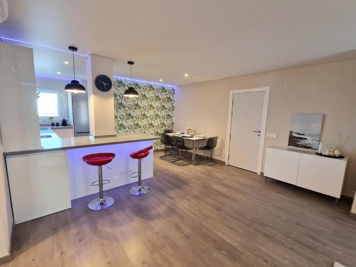 Emerald Apartment - Spacious Modern 2 Bedroom 베날마데나코스타 외부 사진